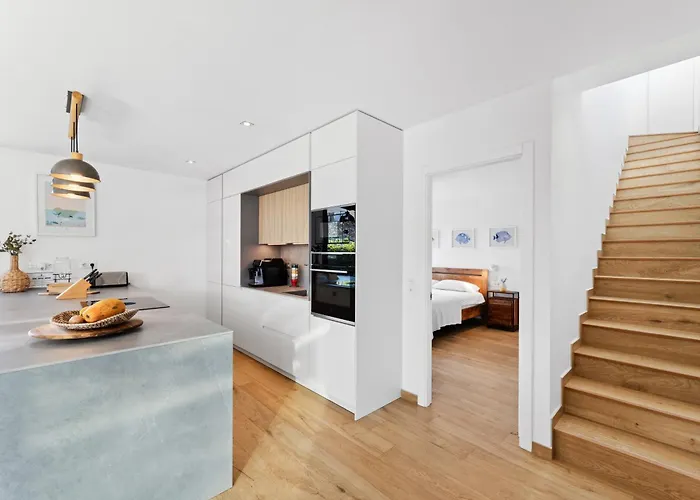 La Tabaiba- Bright Open Spaces, Private & Heated Pool בית נופש