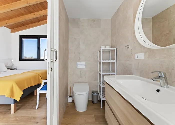 בית נופש La Tabaiba- Bright Open Spaces, Private & Heated Pool לה אוליבה