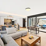 Vakantiehuis La Tabaiba- Bright Open Spaces, Private & Heated Pool La Oliva