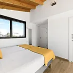La Tabaiba- Bright Open Spaces, Private & Heated Pool * La Oliva