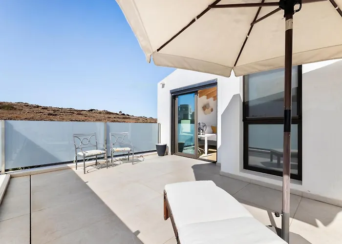 Сasa de vacaciones La Tabaiba- Bright Open Spaces, Private & Heated Pool *