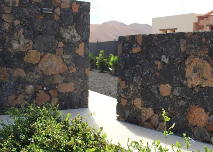 La Tabaiba- Bright Open Spaces, Private & Heated Pool Сasa de vacaciones *