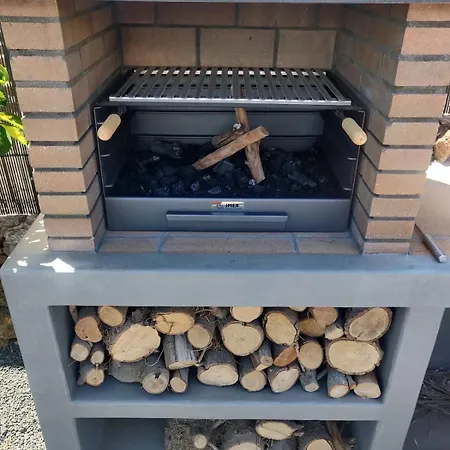 La Tabaiba- Bright Open Spaces, Private & Heated Pool La Oliva